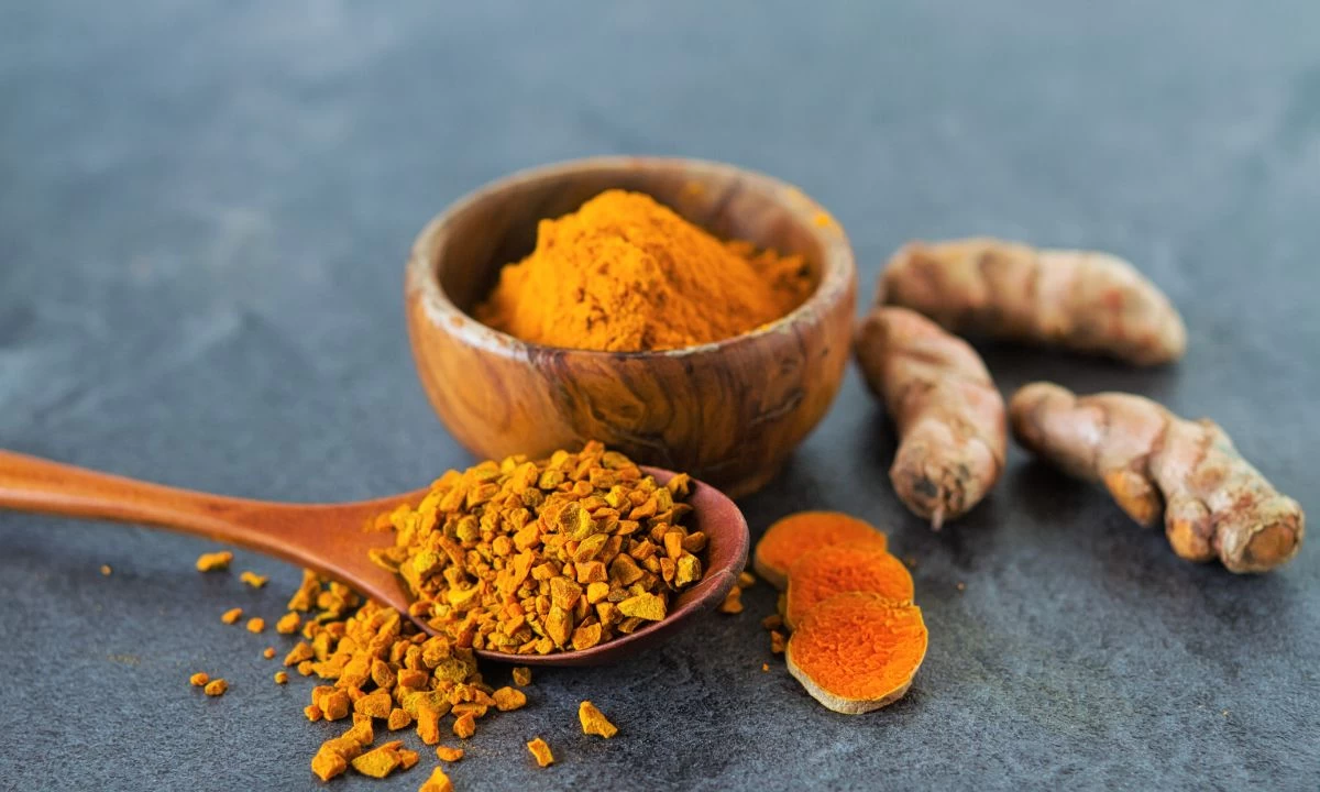 Benefits of Turmeric Powder on Skin