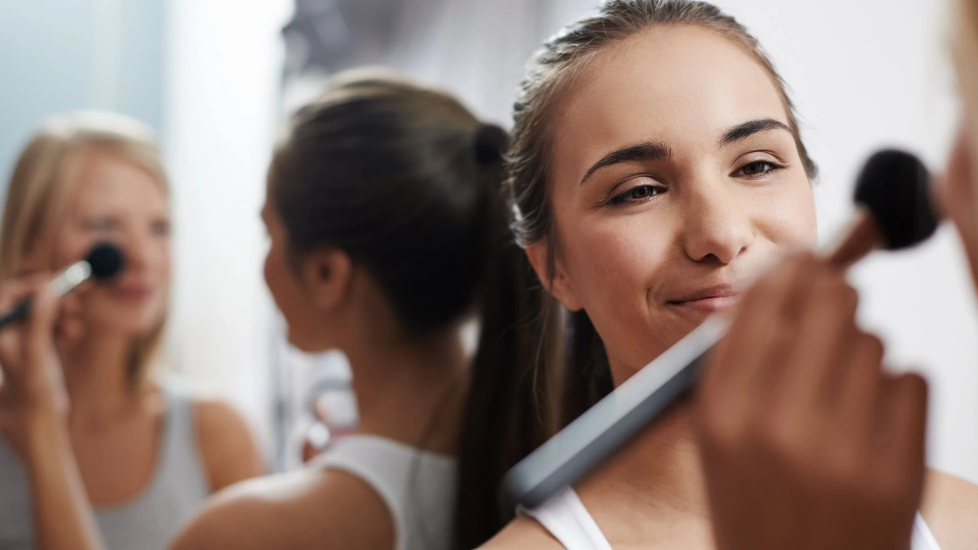 How Makeup Can Improve Your Mental Well-being